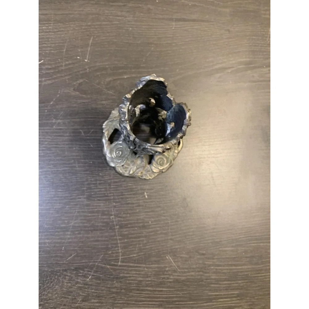 Vintage Silver Tone Pewter Metal Floral‎ Candle Holder